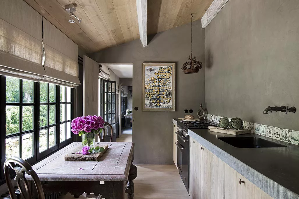 廚房和餐廳的自然光